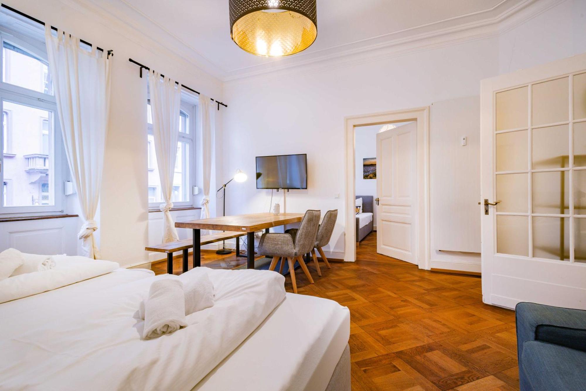 Stayinn "Heart Of The City" Suite Freiburg im Breisgau Exterior foto